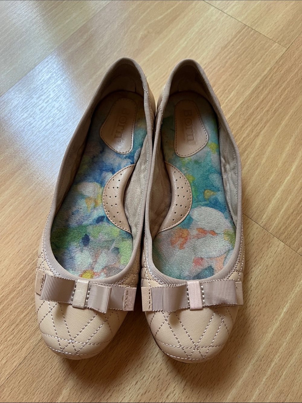 Born Women's Nude Light Pink Quilted Ballet Flats with Bow Accent - Size 6
